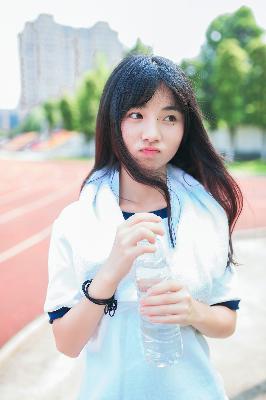 麻花天美星空MV免费观看完整版