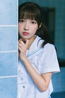 他的巨物撑开她的花缝的导演是谁