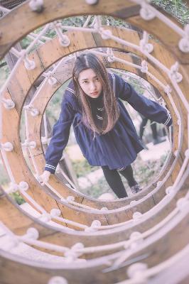 三年片段在线观看免费观看第一集